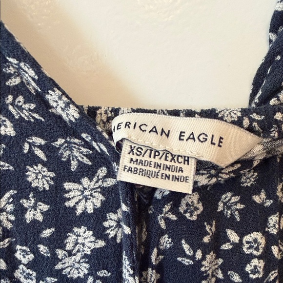 American eagle Navy Floral V-Neck wide leg jumpsuit - Picture 3 of 3
